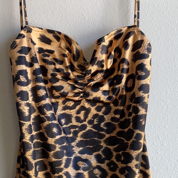Superdown Leopard Print Mini Dress Size S - Picture 3 of 4